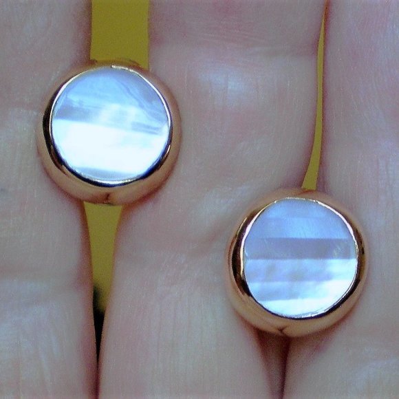 Designer 18K 750 Rose Pink Gold Carved Mother Of Pearl Omega Back Earrings 10.8g - Picture 2 of 12